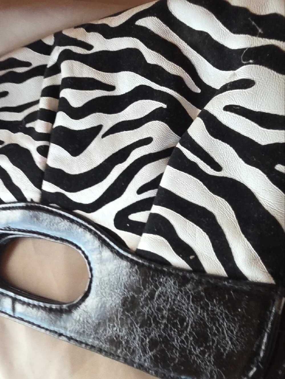 Zebra Print Black & White Handheld b bag Clutch